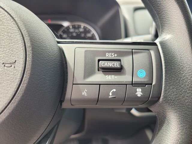 Used 2023 White Nissan SV image 27