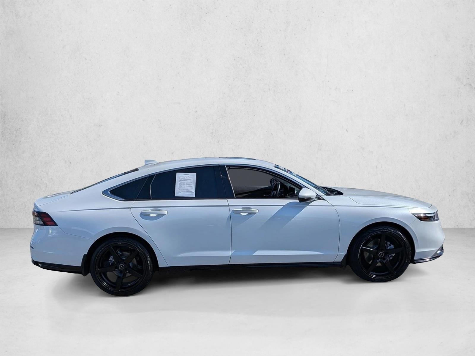 Used 2025  Honda Touring image 4