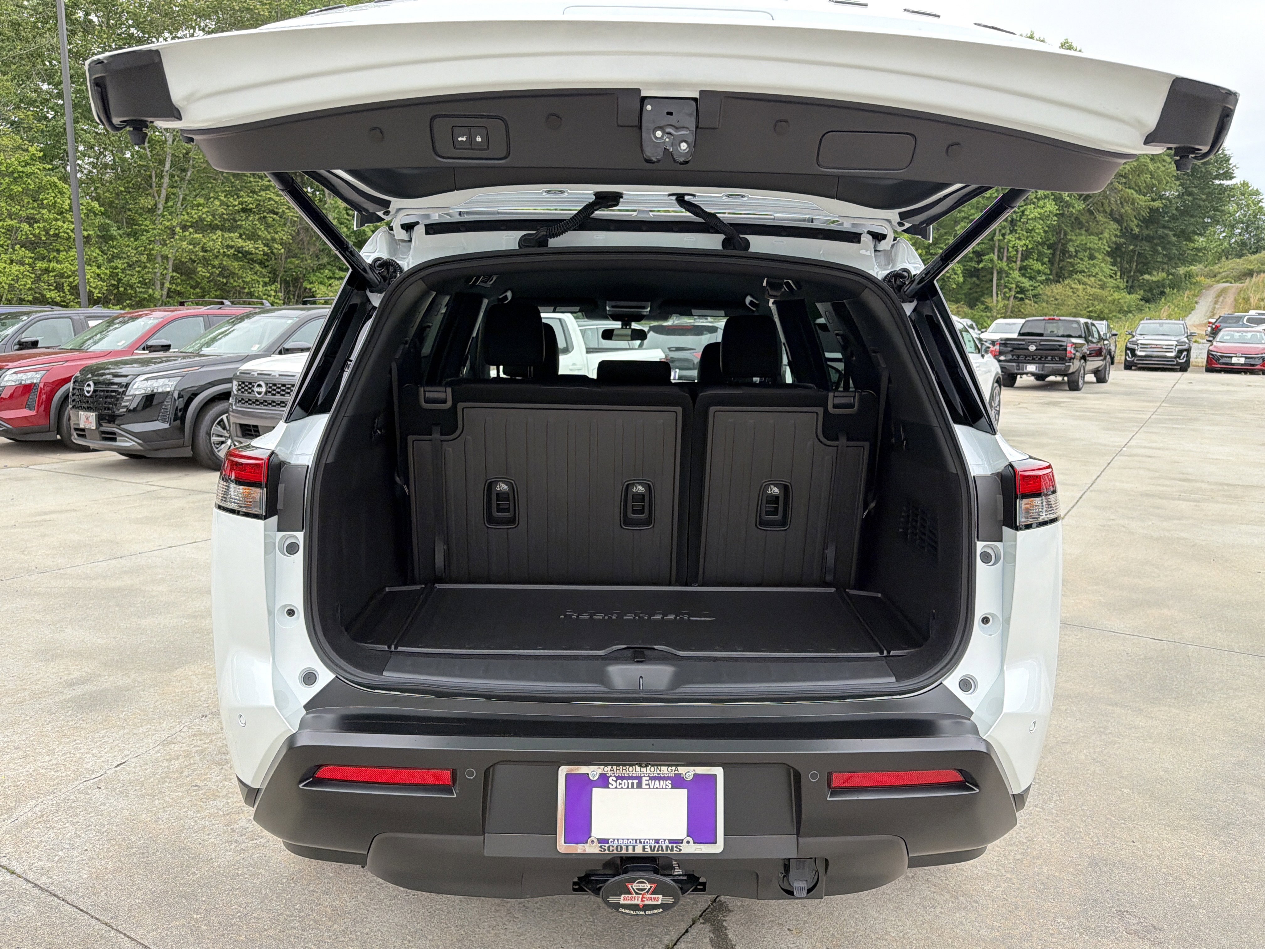 New 2026 Everest White Pearl Tricoat Nissan Rock Creek image 19