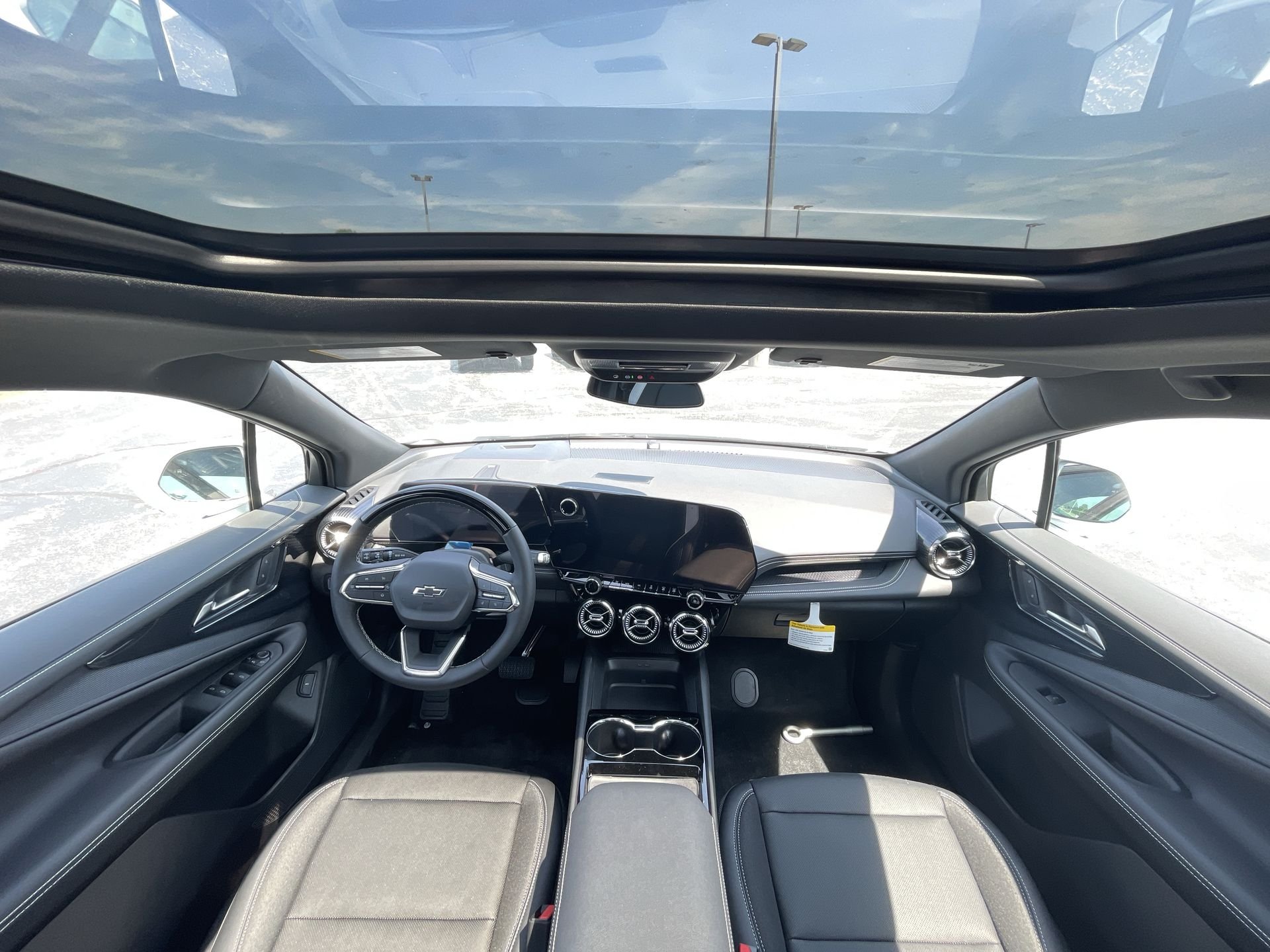2025 Chevrolet Blazer EV LT - Photo 54