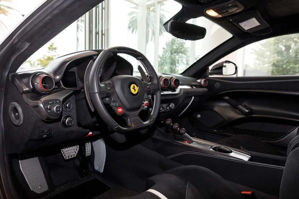 Used 2017 Bianco Italia Ferrari  image 9