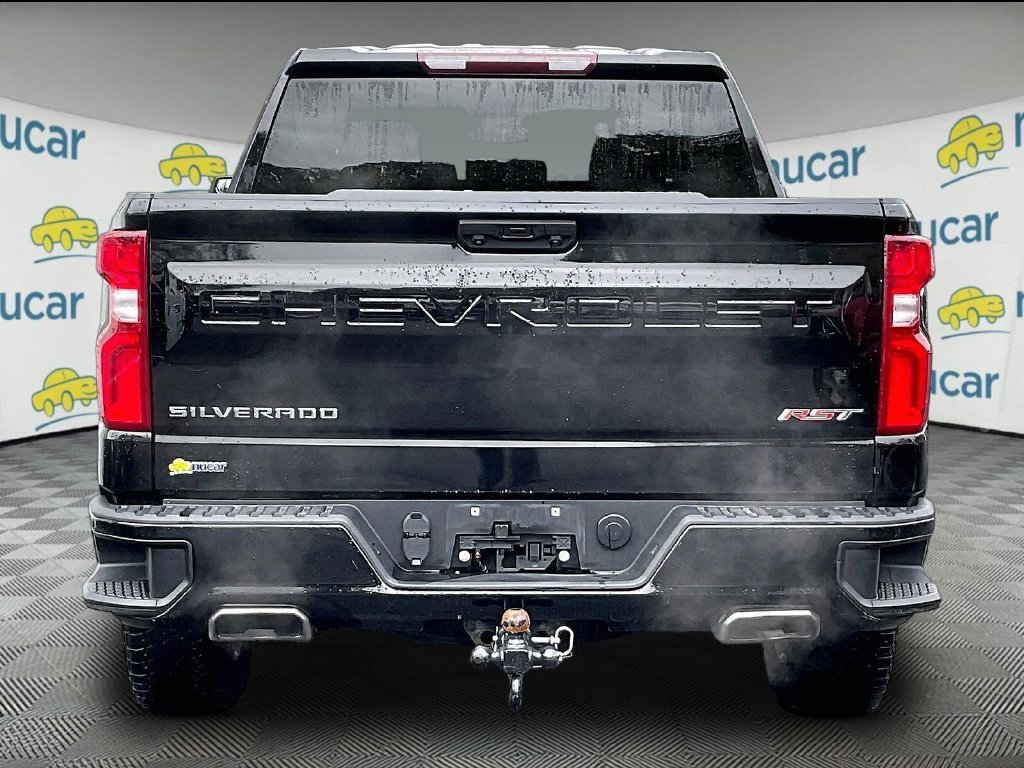 Used 2022 Black Chevrolet RST image 5