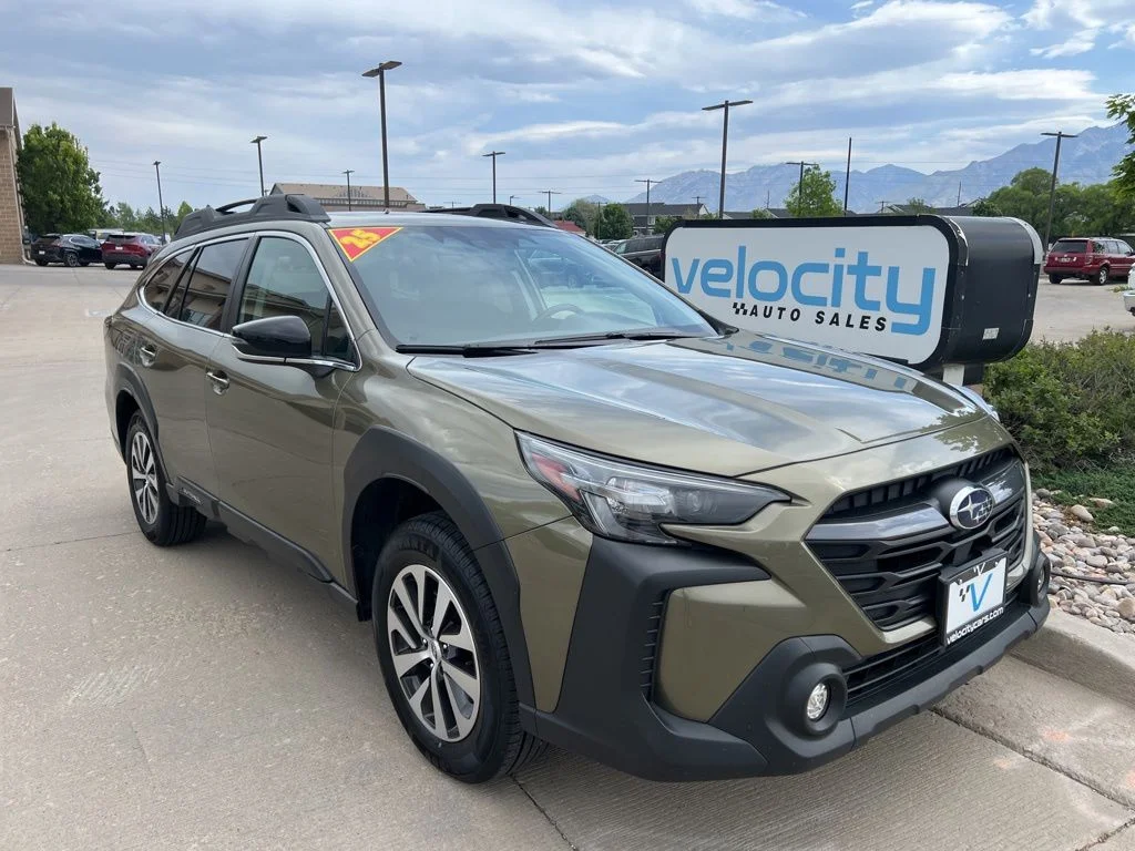 2025 Subaru Outback's photo