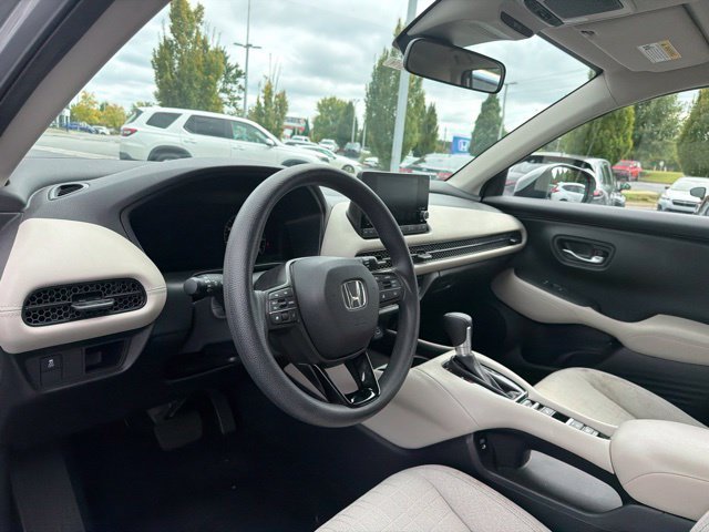 Certified Used 2024 Lunar Silver Metallic Honda LX image 11
