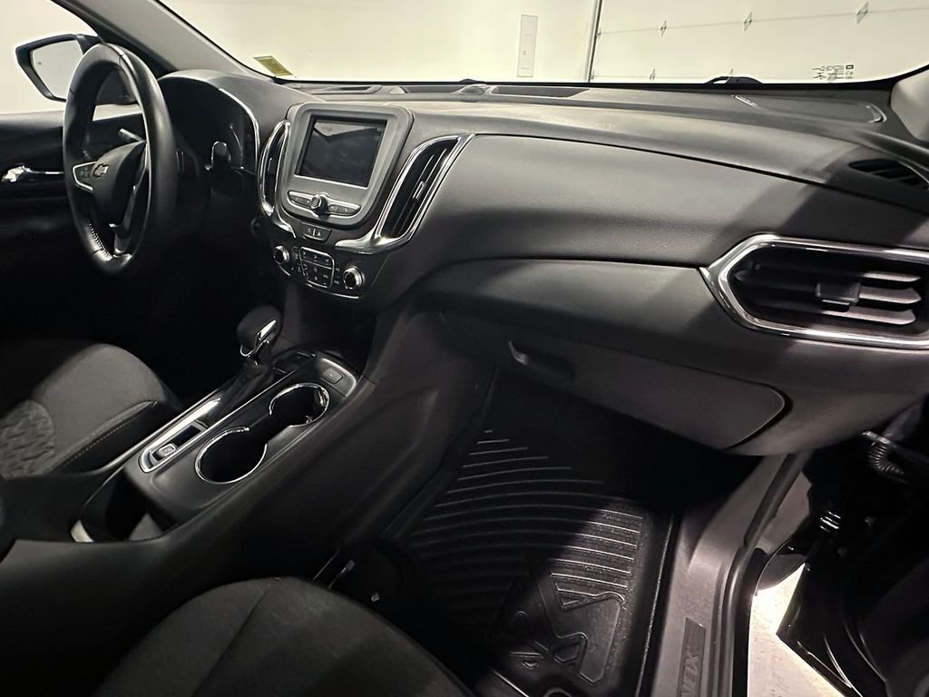 Used 2022 Black Chevrolet LT image 29
