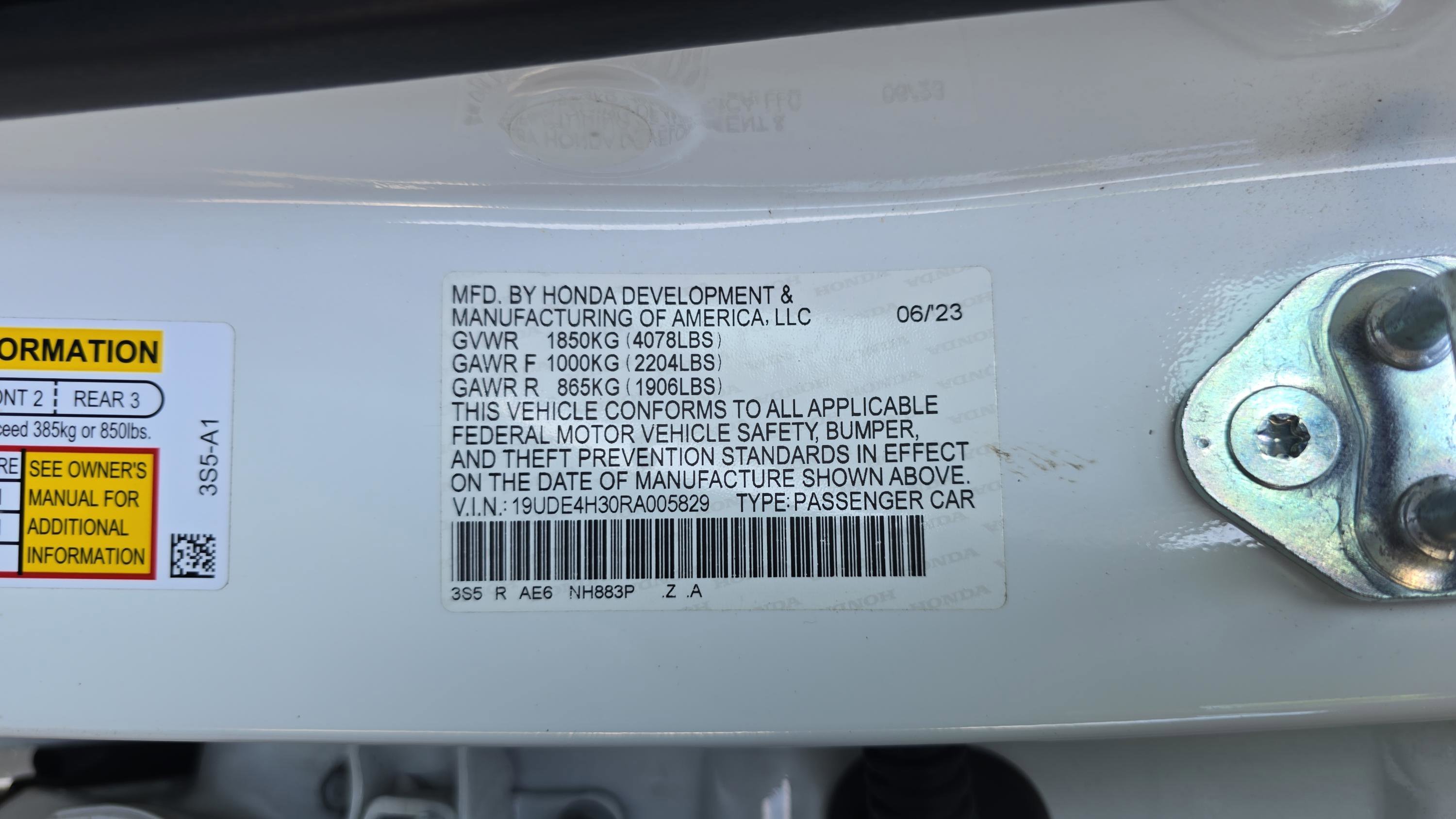 Certified Used 2024 Platinum White Pearl Acura w/A-Spec Package image 31