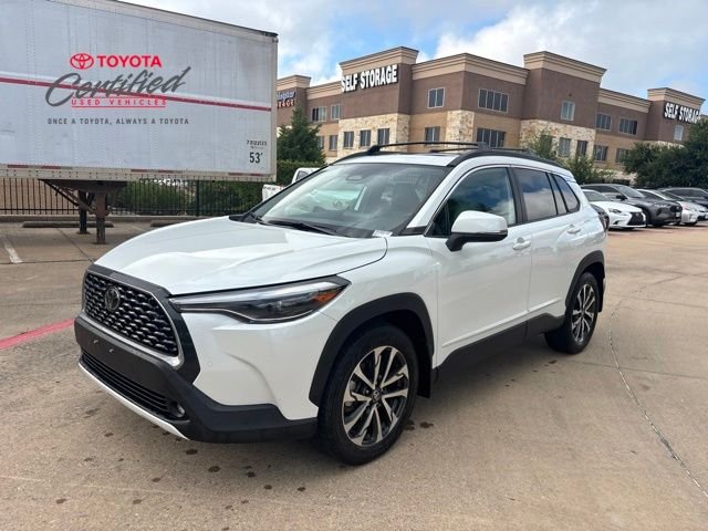 2024 Toyota Corolla Cross XLE