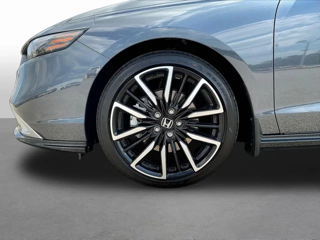 Used 2026 Gray Honda Touring image 36