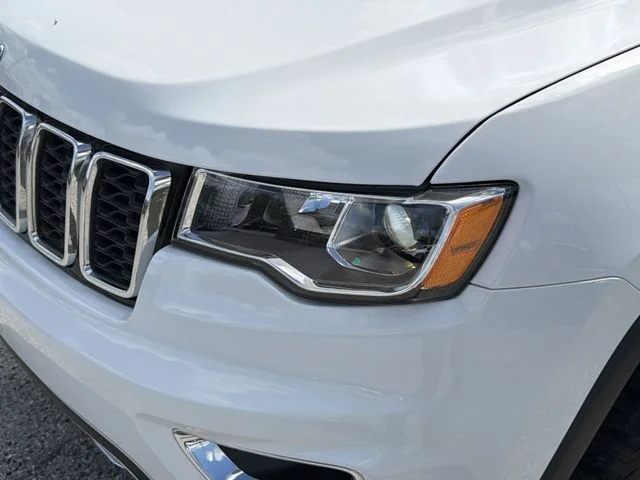 Used 2021 White Jeep Limited image 7