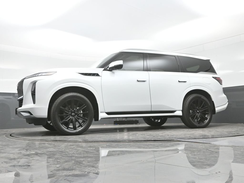 New 2026 RADIANT WHITE INFINITI Luxe 4WD image 33