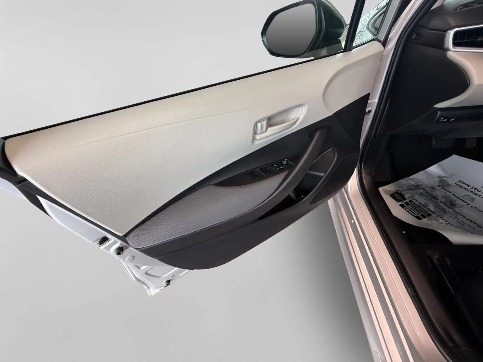 Used 2024 Classic Silver Metallic Toyota LE image 10