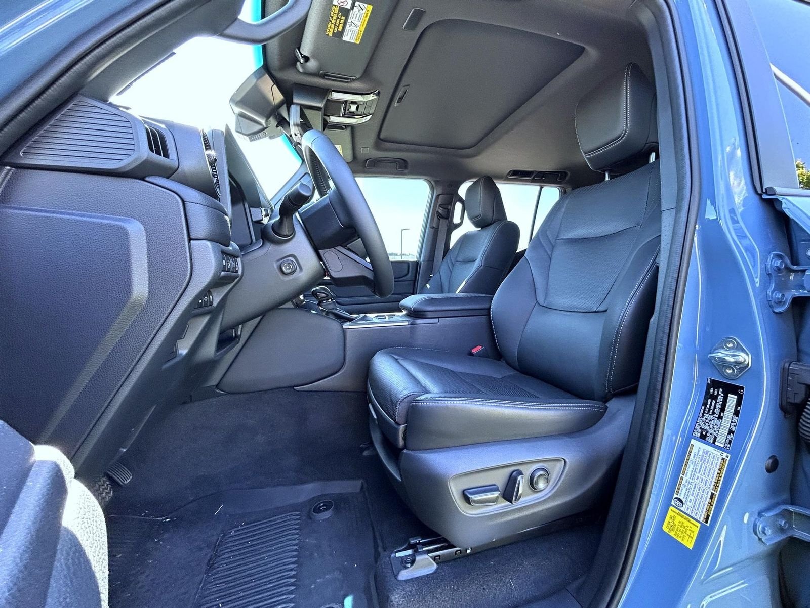 Used 2025 Blue Toyota Base image 10