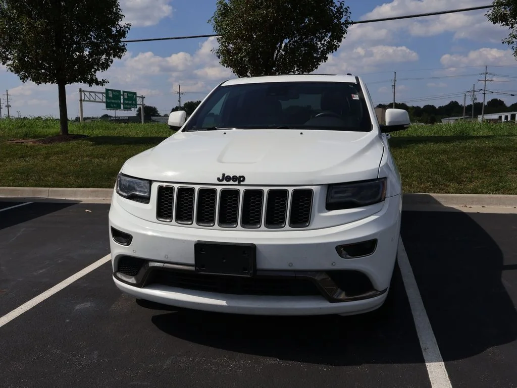 Used 2016 White Jeep Overland image 2