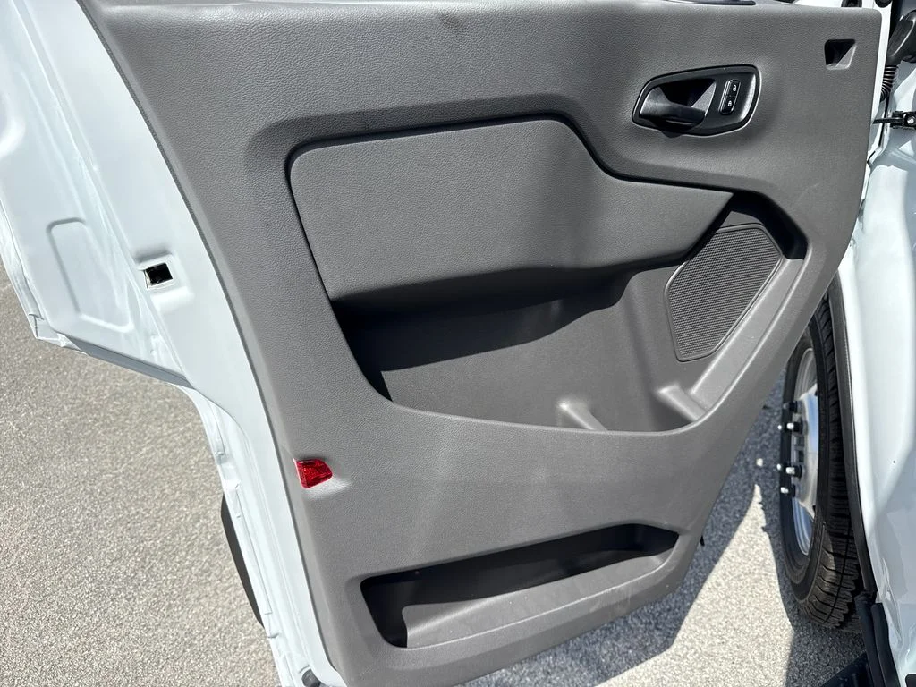 New 2026 White Ford Base image 18