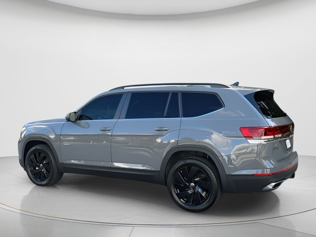 New 2026 Pure Gray Volkswagen 2.0T SE w/Technology image 6