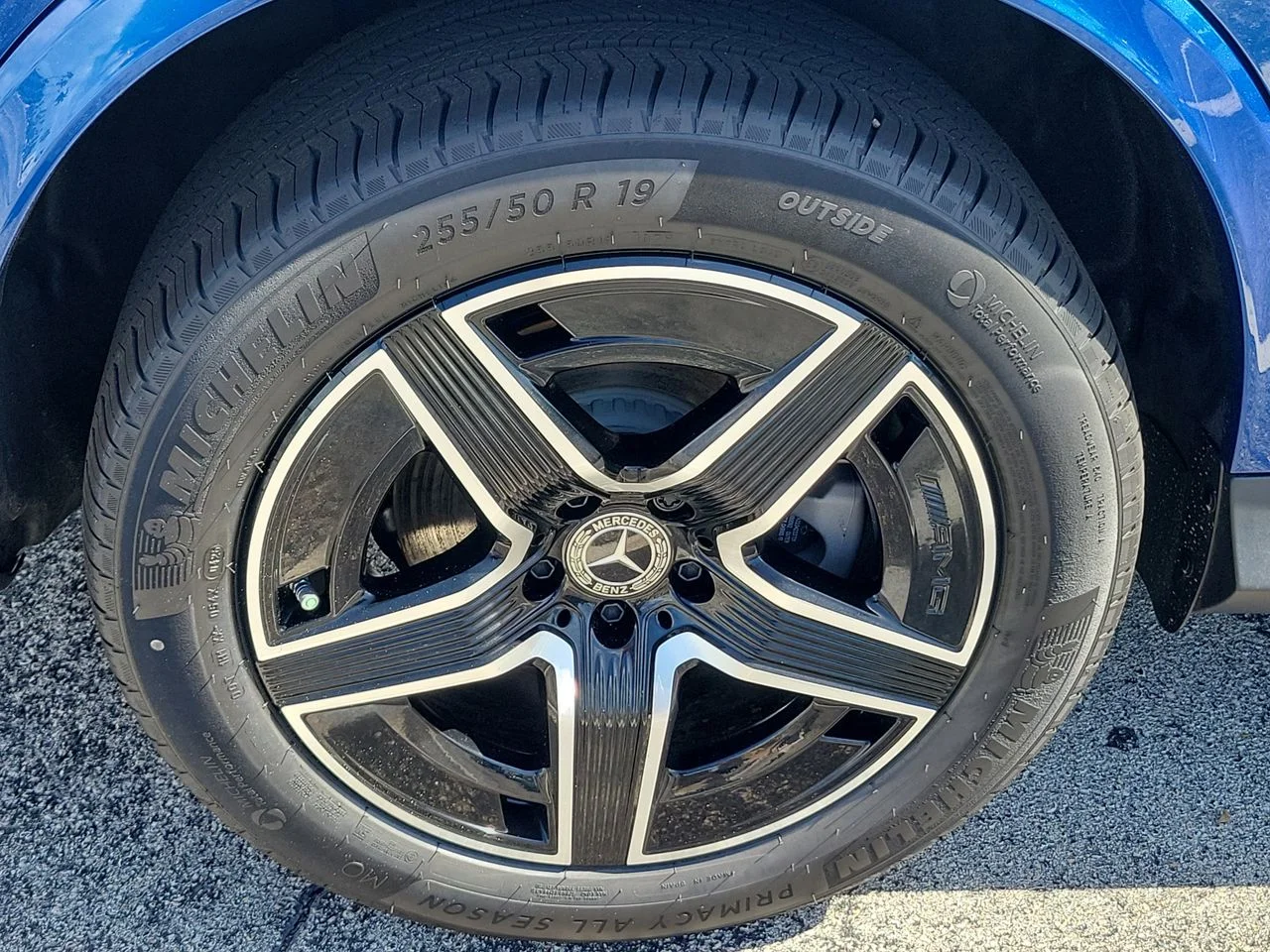 New 2026 Starling Blue Metallic Mercedes-Benz GLC 300 image 7