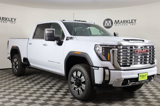 2026 GMC Sierra 4WD Crew Cab Standard Box Denali's photo