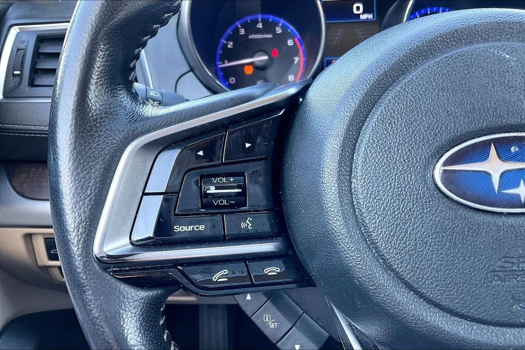Used 2019 Green Subaru 2.5i image 18