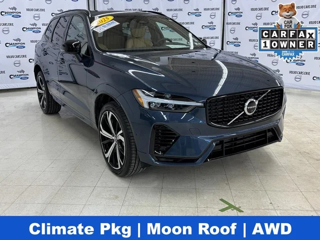 2025 Volvo XC60 T8 Ultra Dark AWD's photo