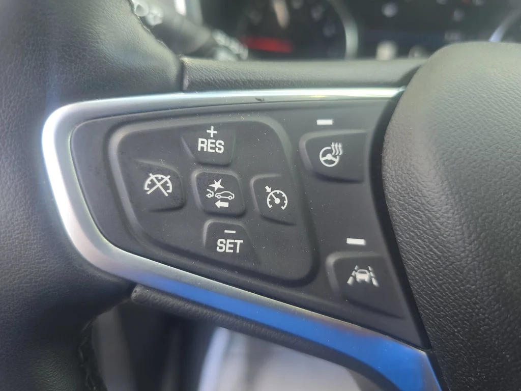 Used 2023 Summit White Chevrolet LT image 30