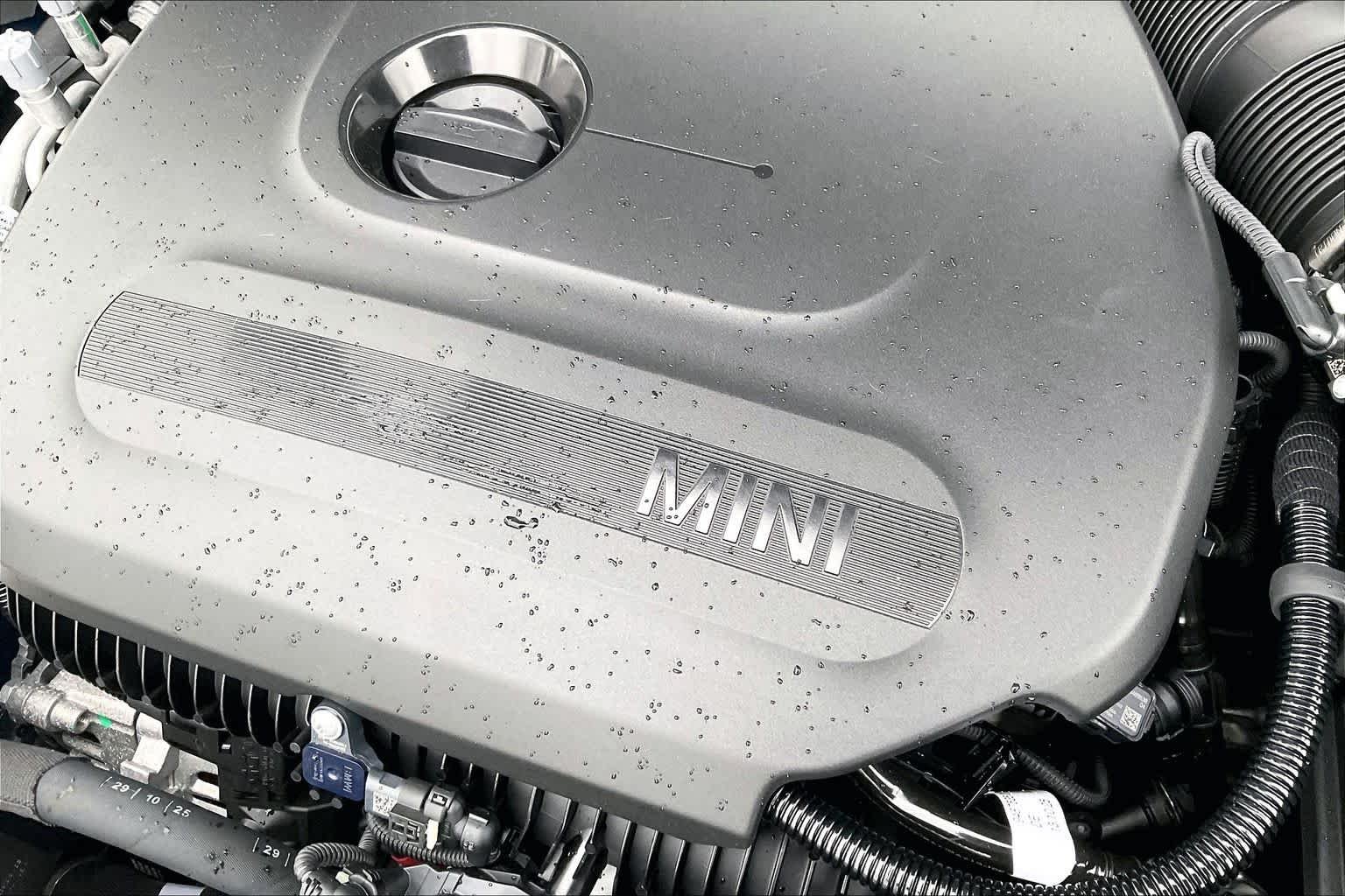 2026 MINI Hardtop 2 Door S - Photo 17
