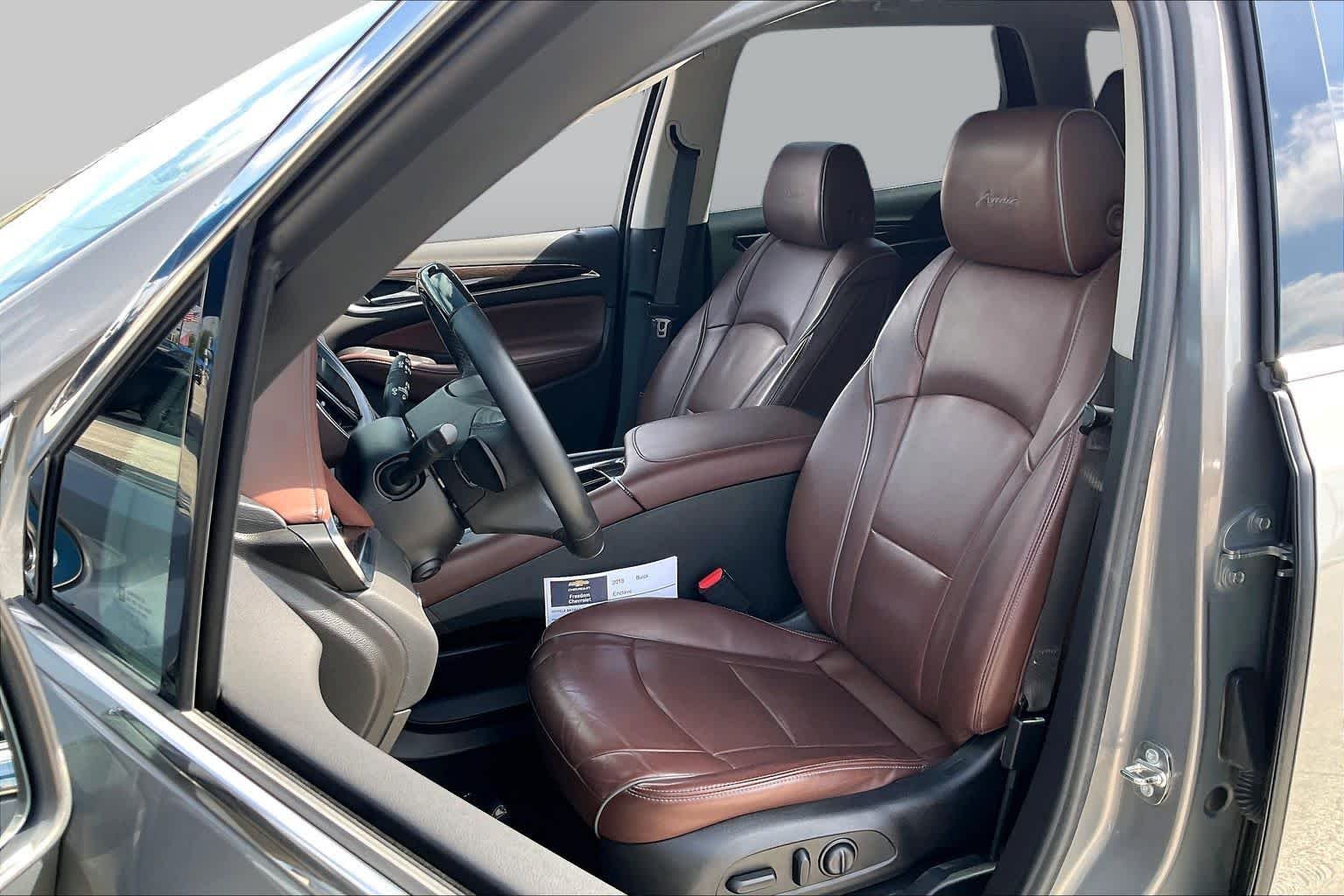 Used 2018 Pepperdust Metallic Buick Avenir image 9