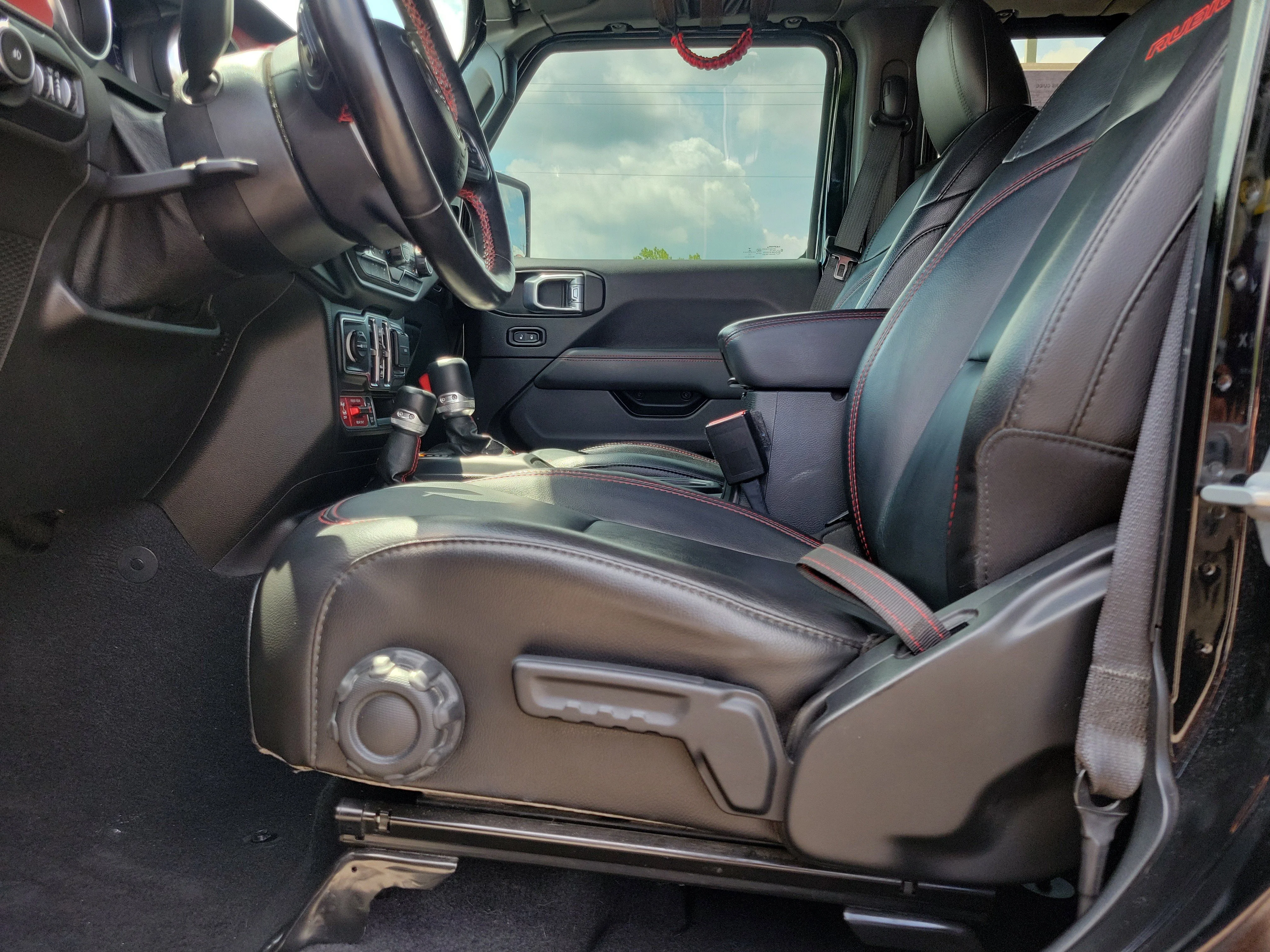 Used 2021 Black Clear Coat Jeep Rubicon image 16
