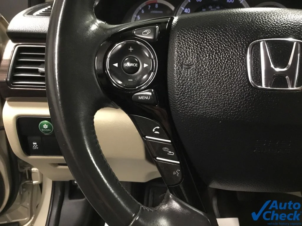 Used 2017 Beige Honda EX-L image 45