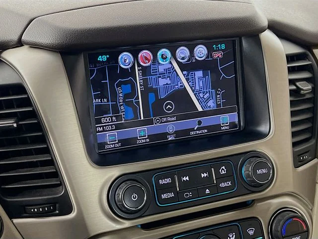 Used 2017 White GMC Denali image 18