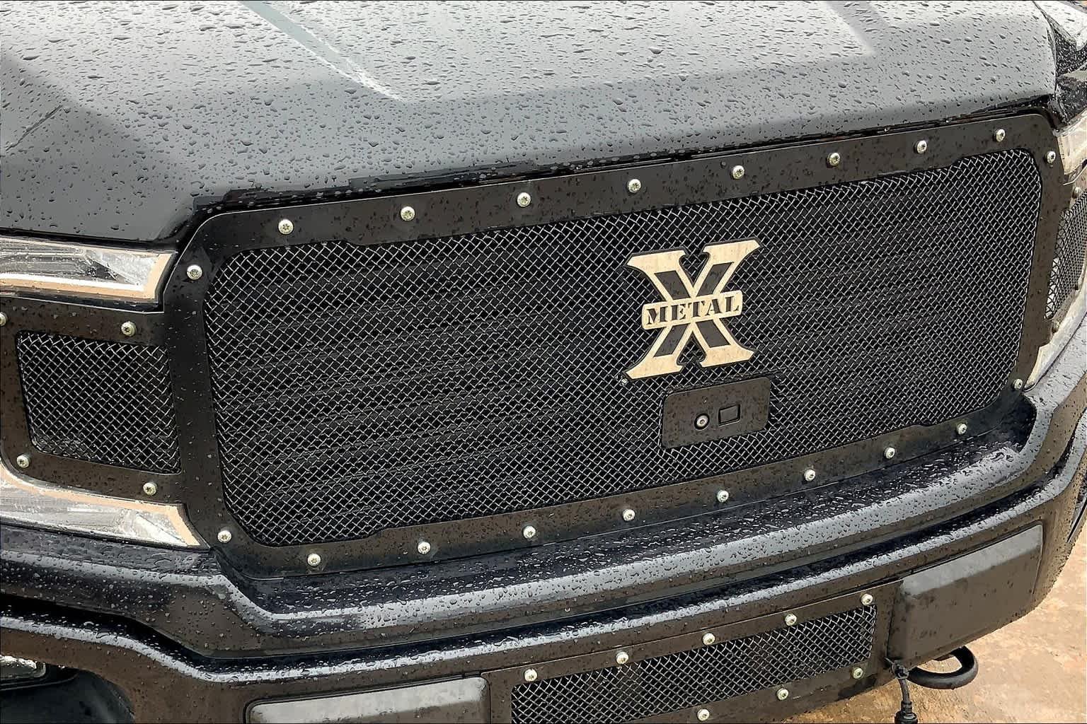 Used 2020 Agate Black Metallic Ford LARIAT image 26