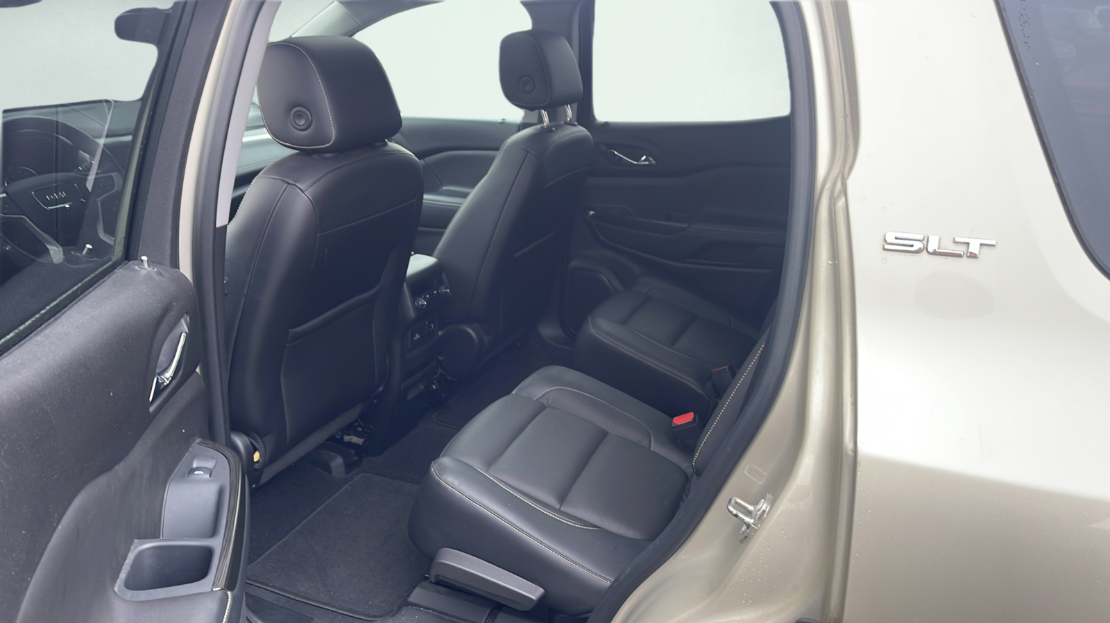 Used 2017 Sparkling Silver Metallic GMC SLT-1 image 14