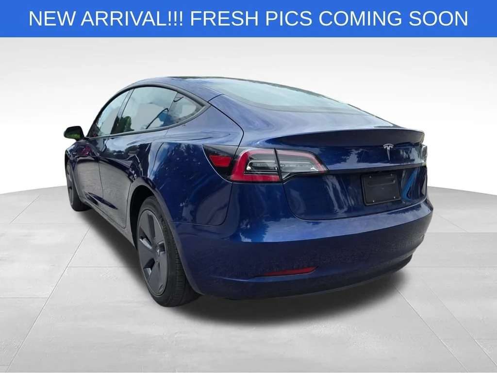Used 2023  Tesla RWD image 6