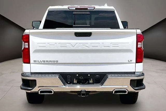 Used 2020 White Chevrolet LT image 5