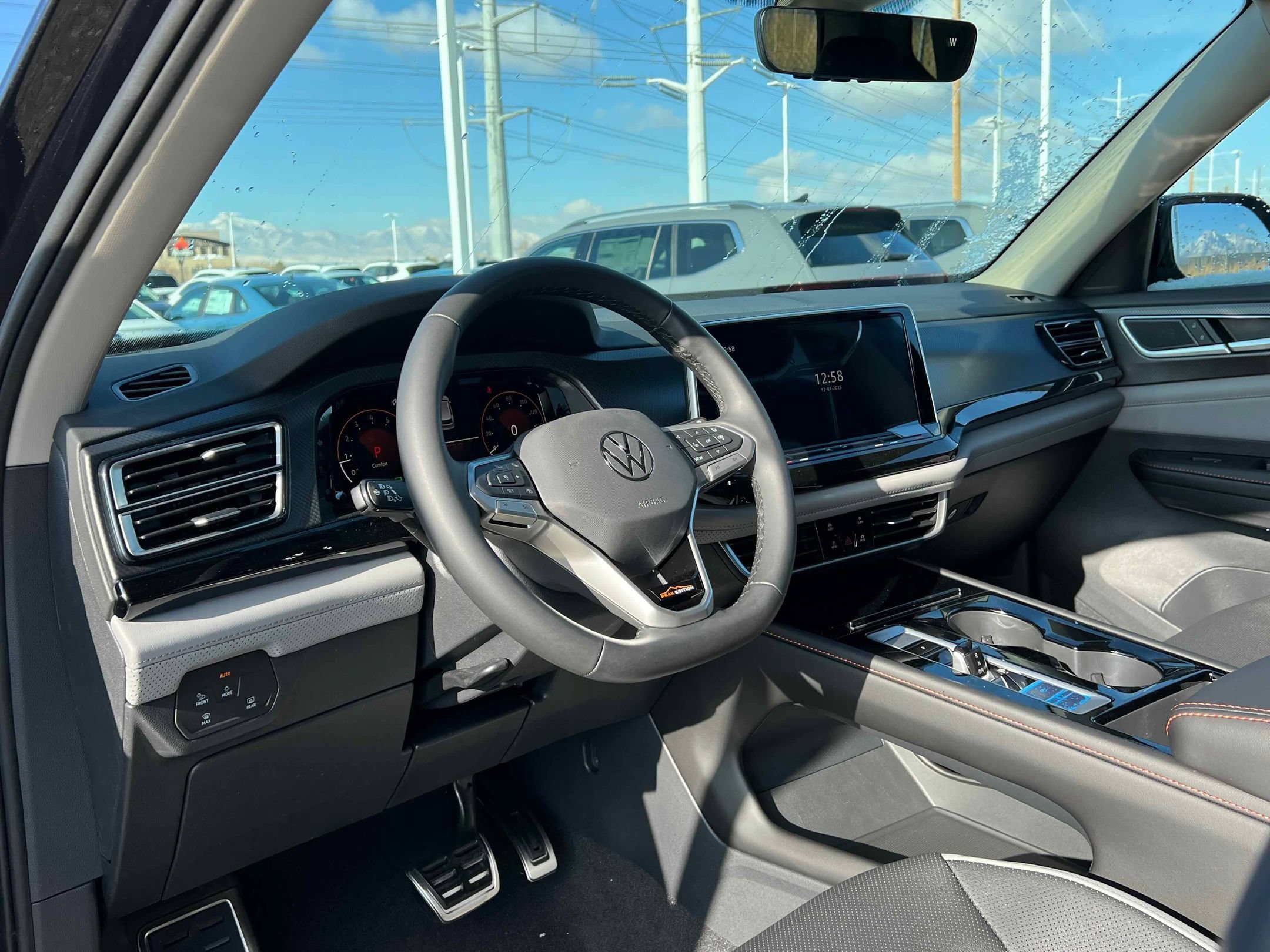 New 2026 Deep Black Volkswagen 2.0T Peak Edition image 3