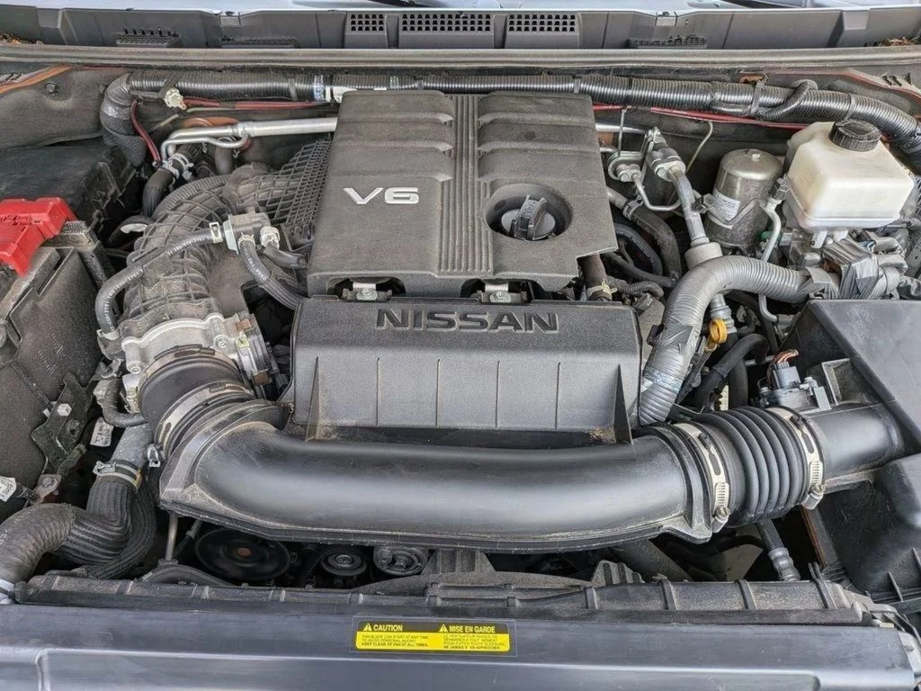 Used 2023 Red Nissan SV image 25