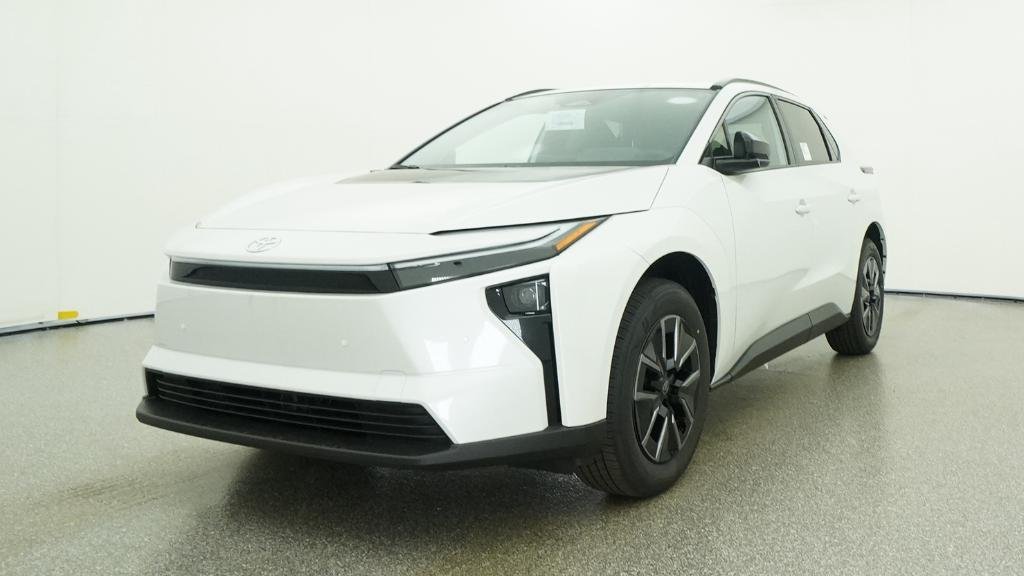 New 2026 Wind Chill Pearl Toyota XLE image 19