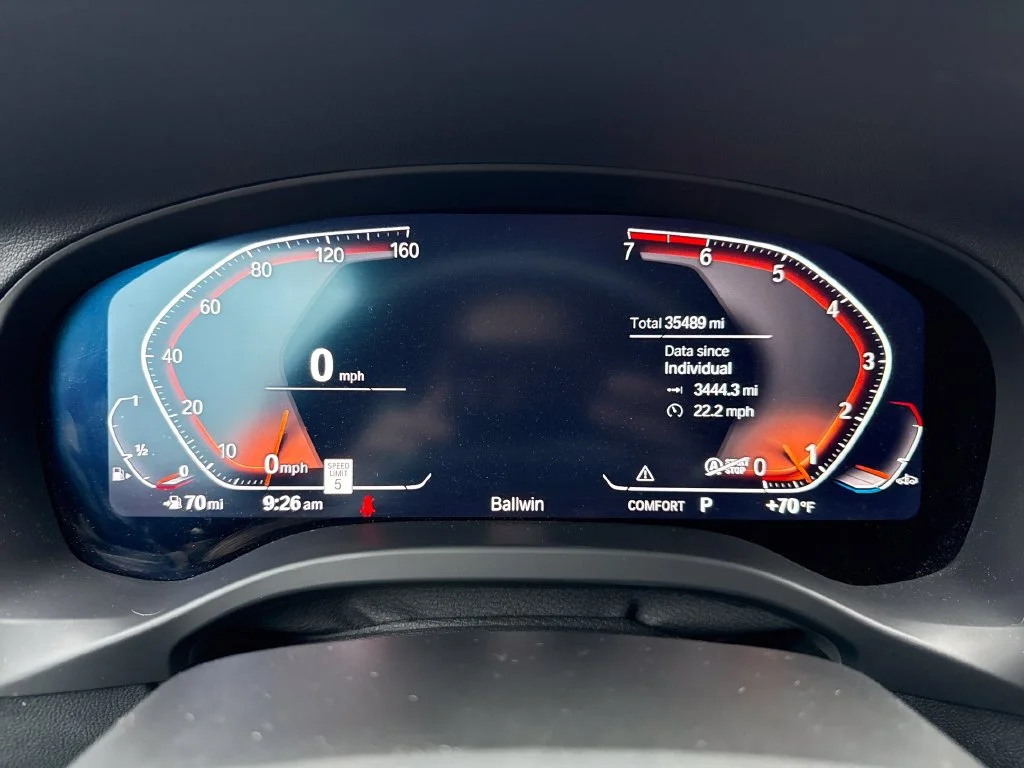 Used 2023 Gray BMW xDrive30i image 15