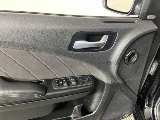 Used 2023 Black Dodge SXT image 16