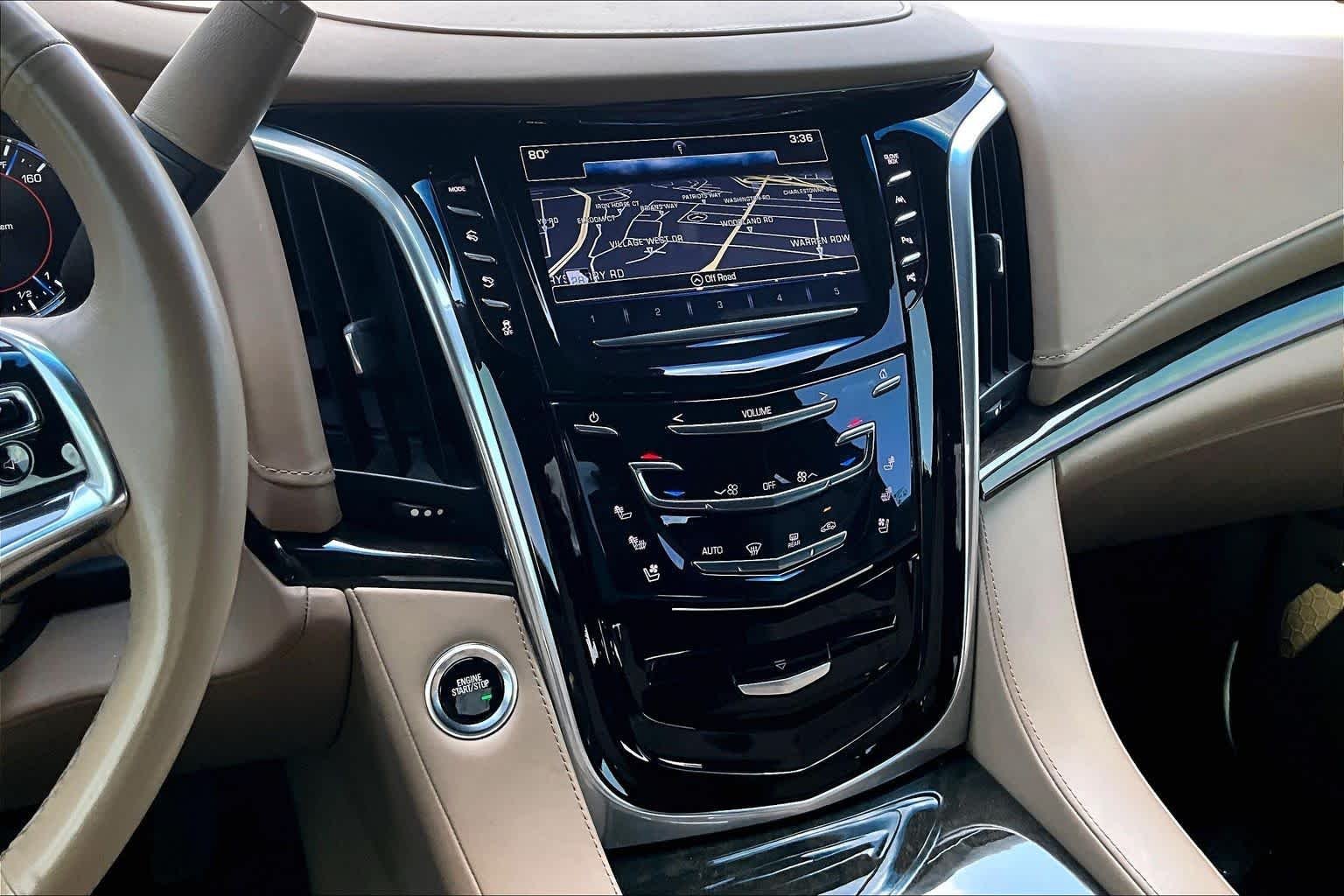 Used 2020 Crystal White Tricoat Cadillac Platinum image 7
