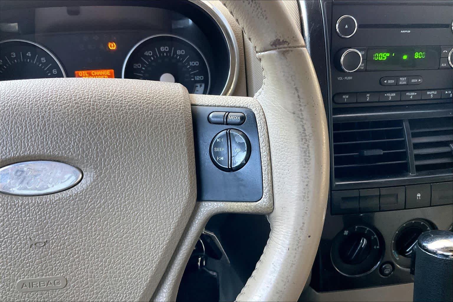 Used 2008 Black Ford XLT image 22