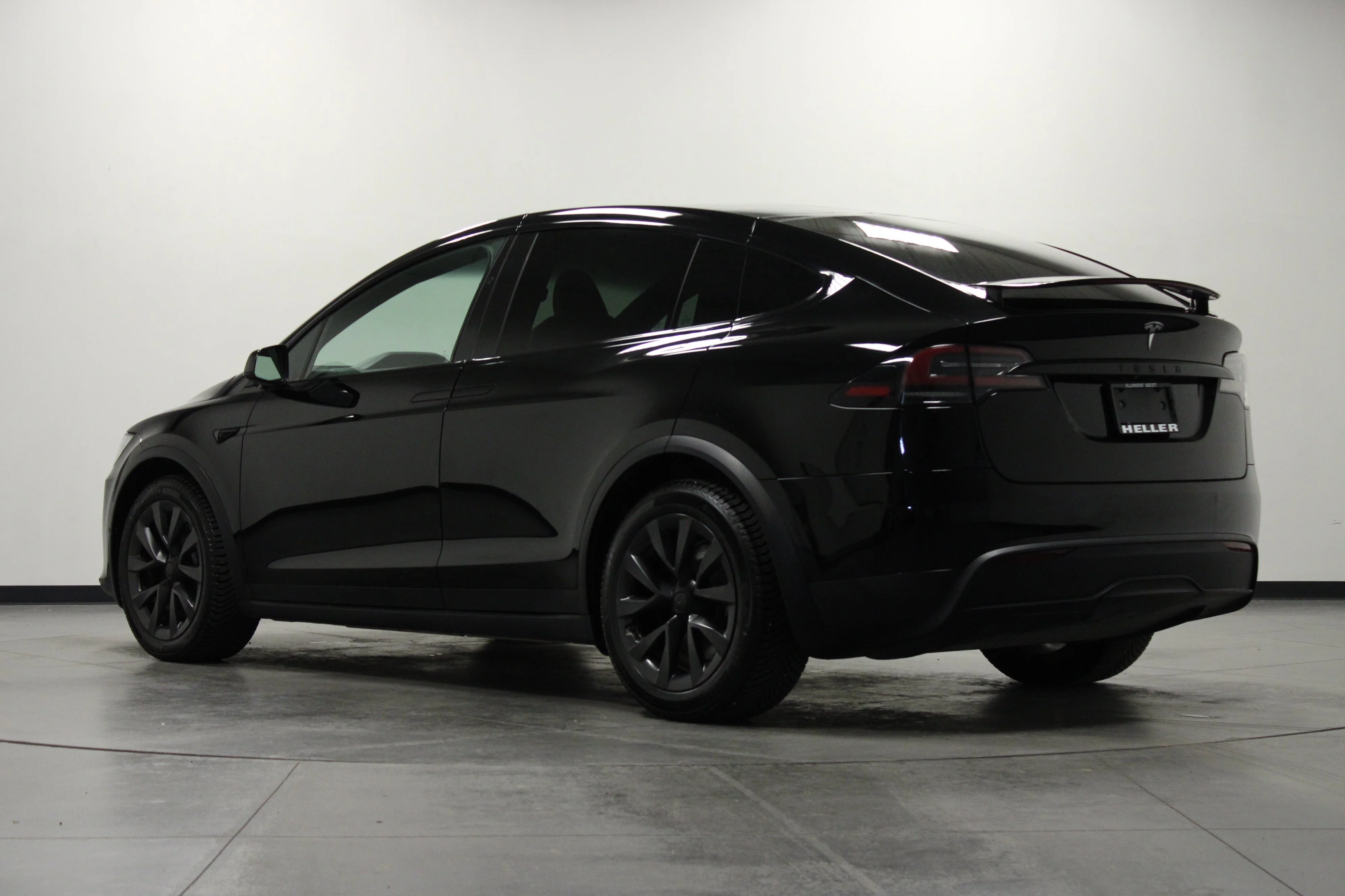 Used 2023 Solid Black Tesla Base image 6