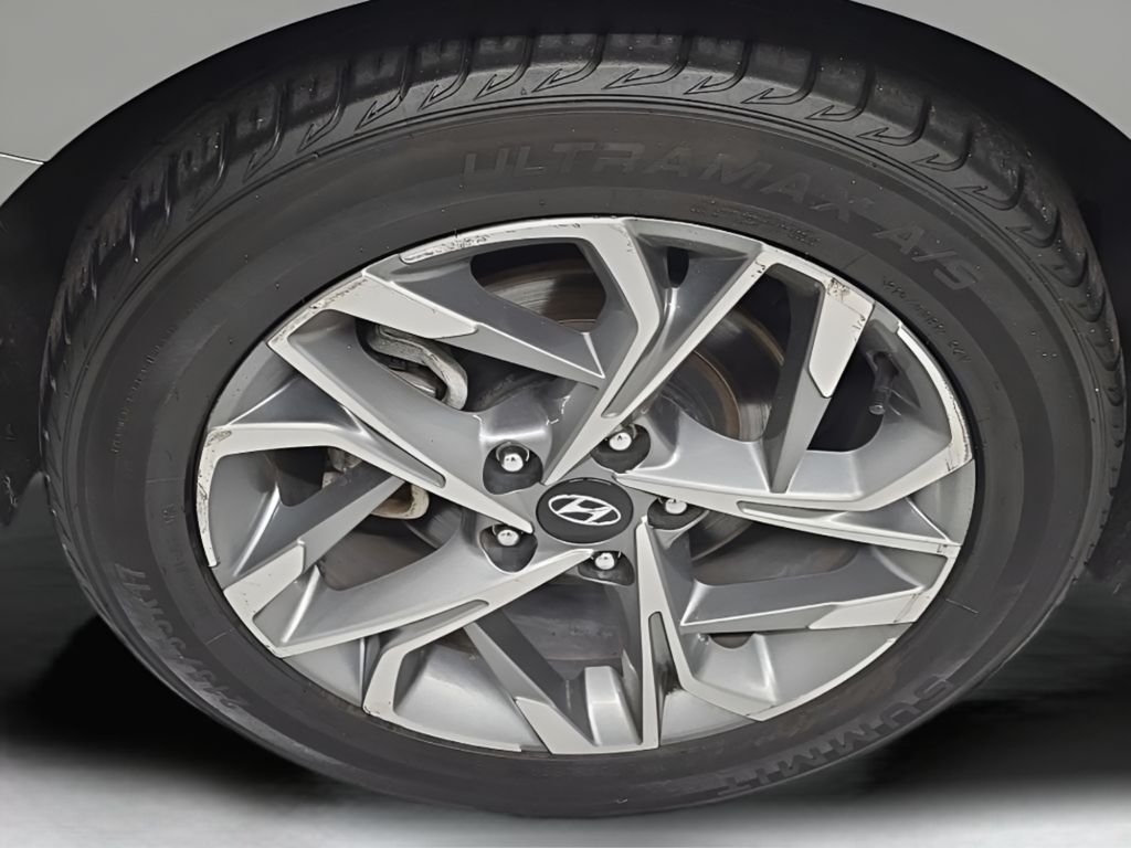 Used 2023 Gray Hyundai SEL image 40