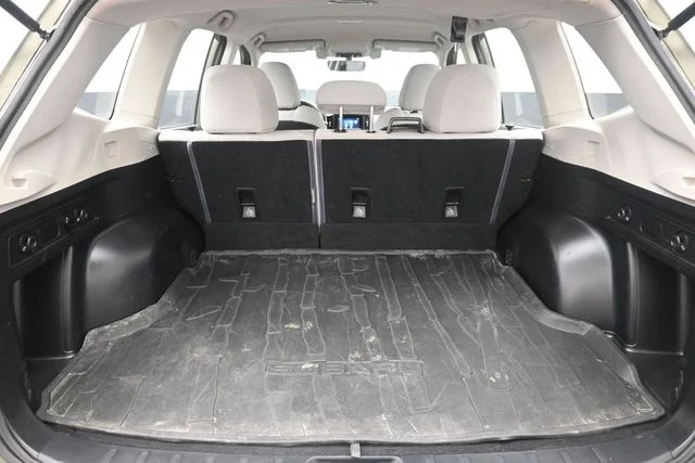 Used 2019 Jasper Green Metallic Subaru Base image 31