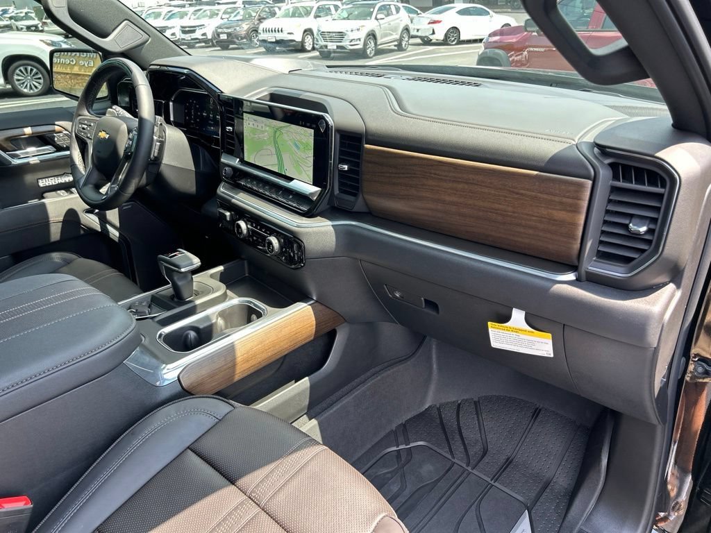 New 2026 Black Chevrolet High Country image 55