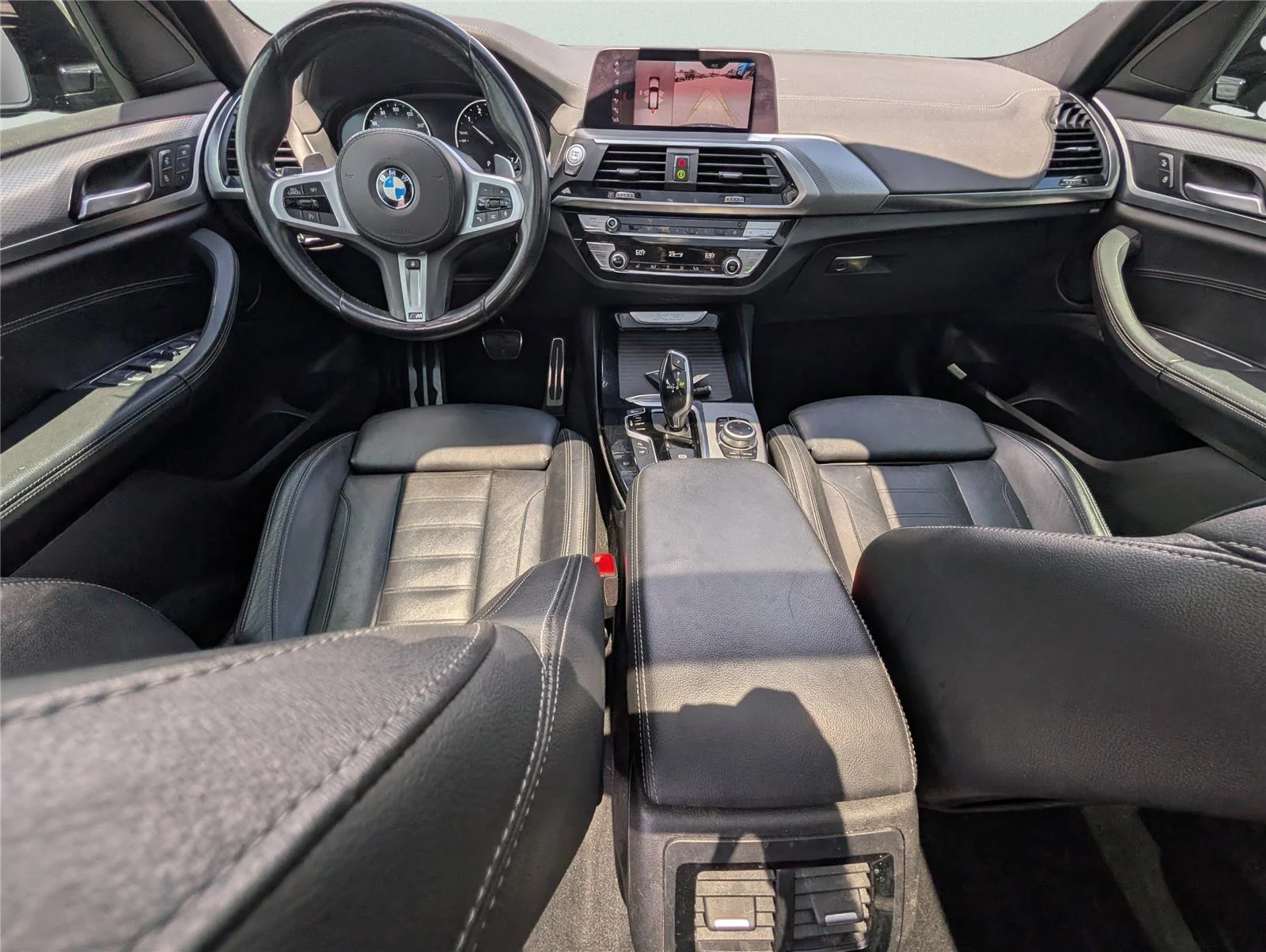 Used 2020 Black Sapphire Metallic BMW sDrive30i image 27