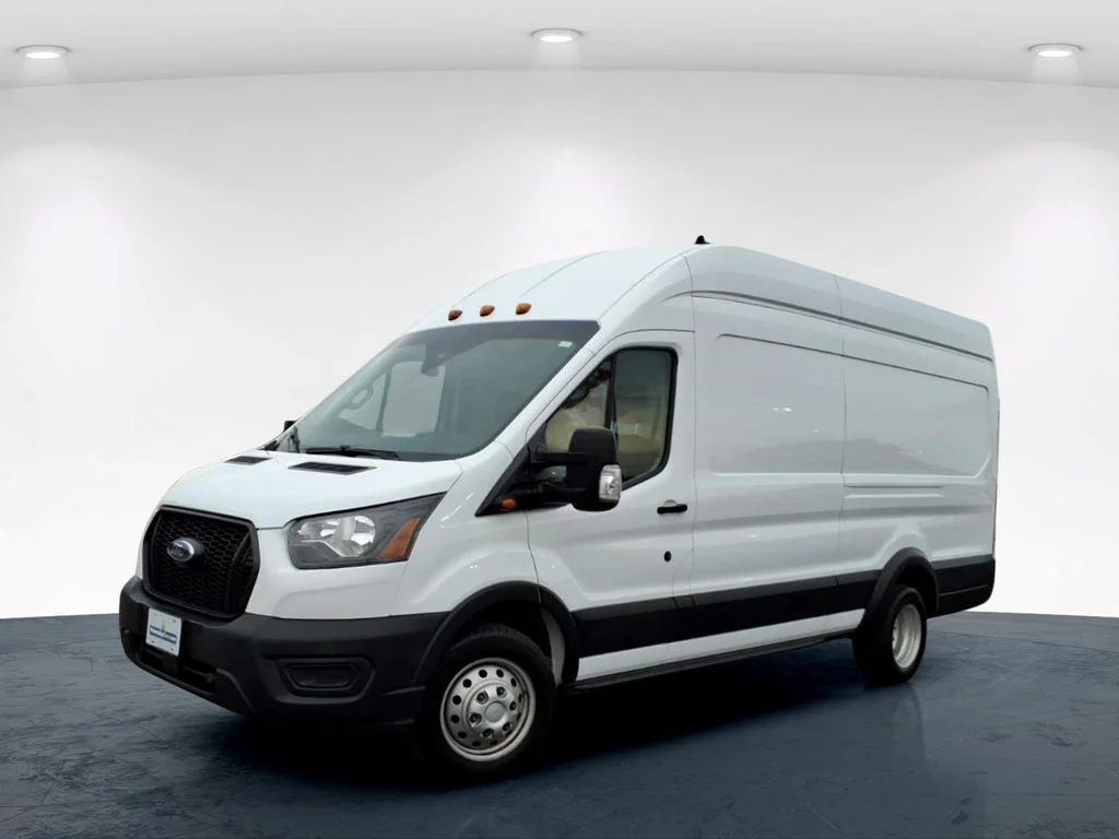 Used 2021 White Ford Base image 2