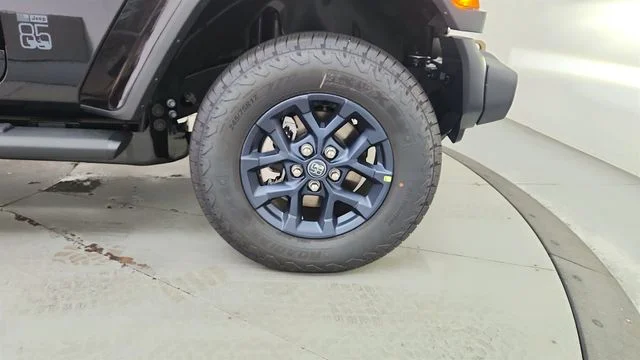 New 2026 Black Clearcoat Jeep 85th Anniversary Edition image 24