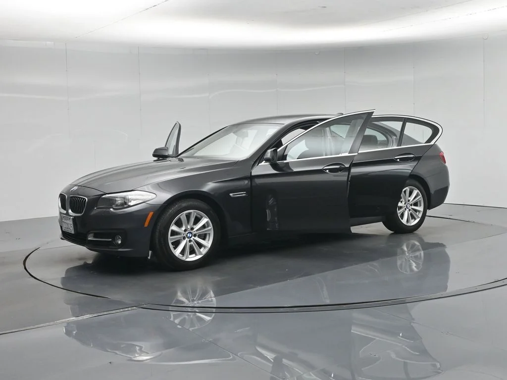 Used 2016 Gray BMW 528i image 32