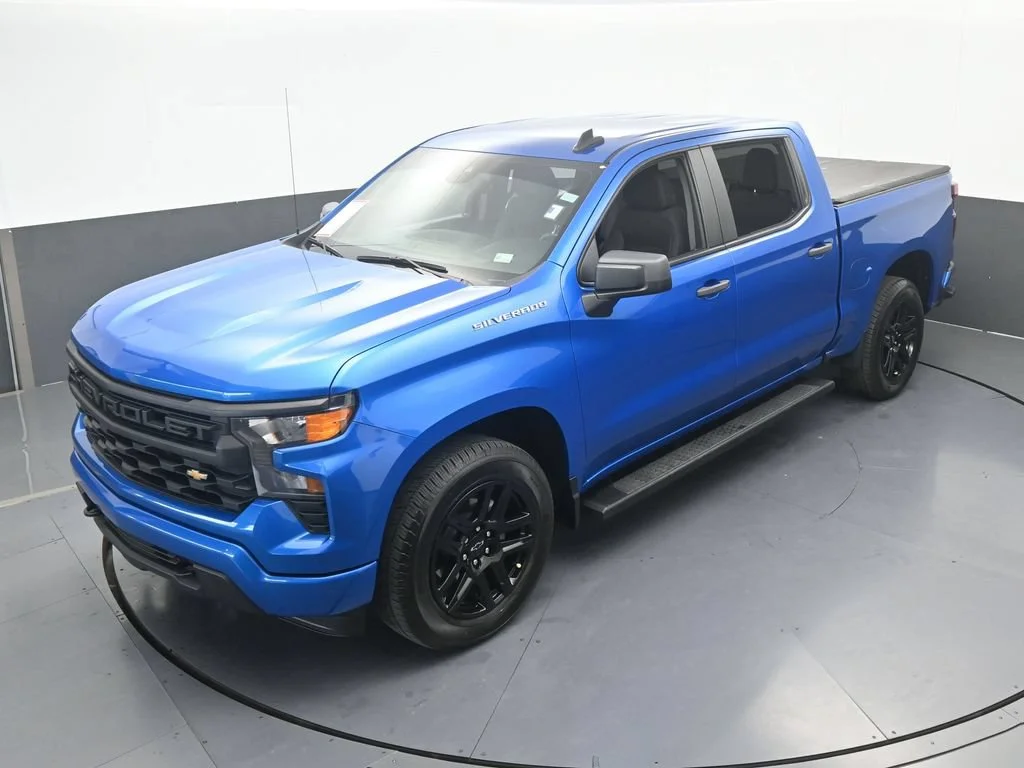 Used 2024 Glacier Blue Metallic Chevrolet Custom image 40