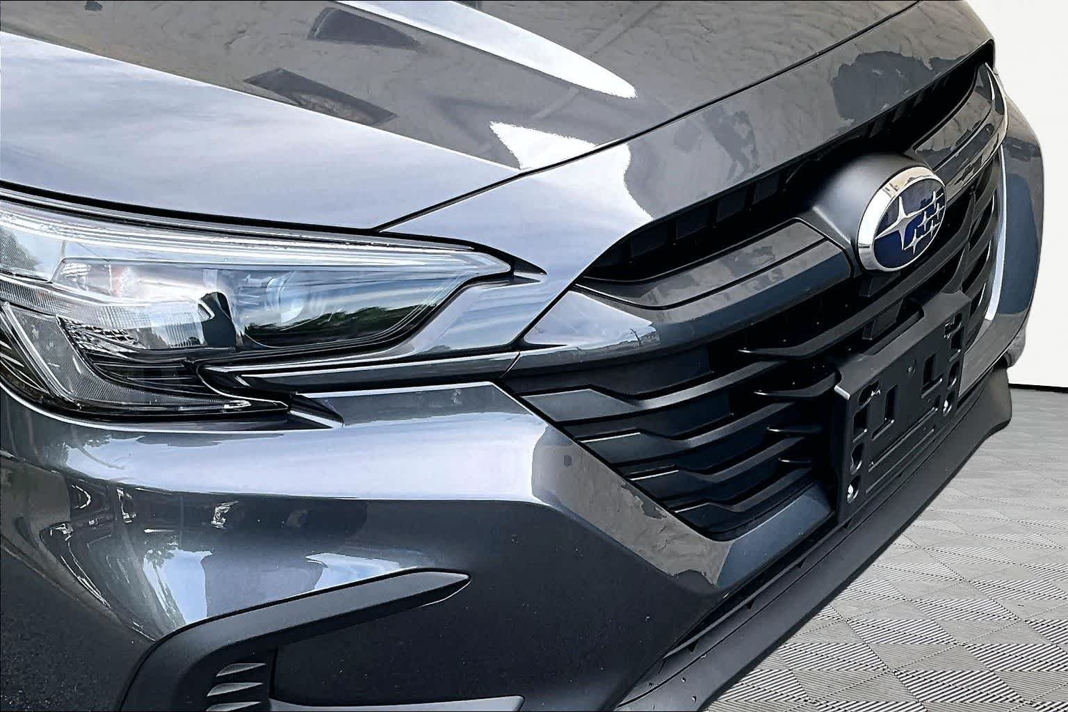 Used 2025 Magnetite Gray Metallic Subaru Premium image 29